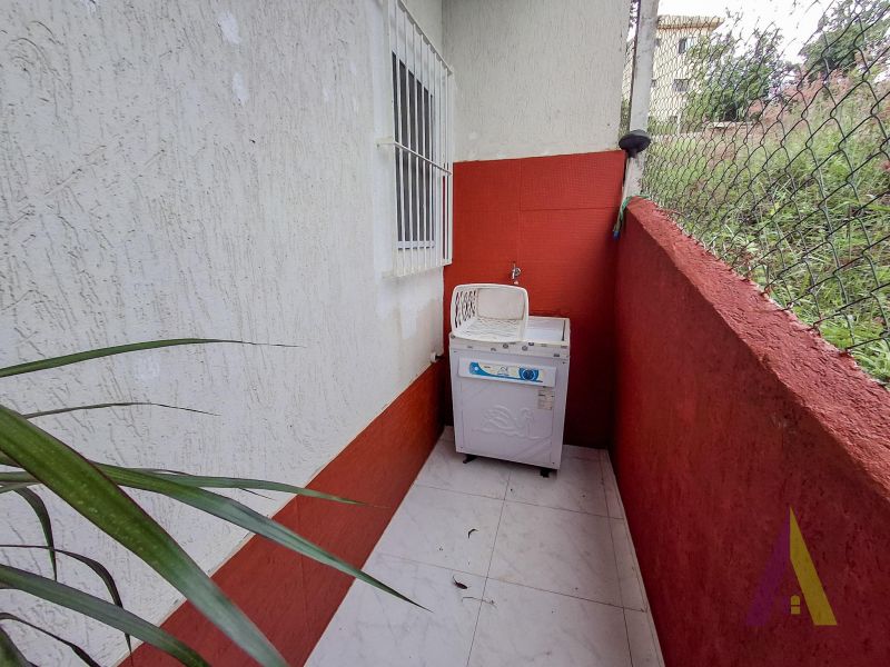 Chácara com piscina e churrasqueira em Mairinque!