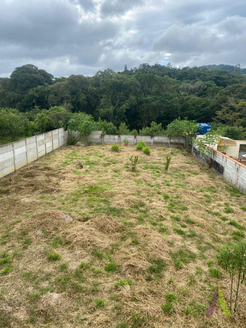 Sobrado em Fase de Acabamento em São Roque! 