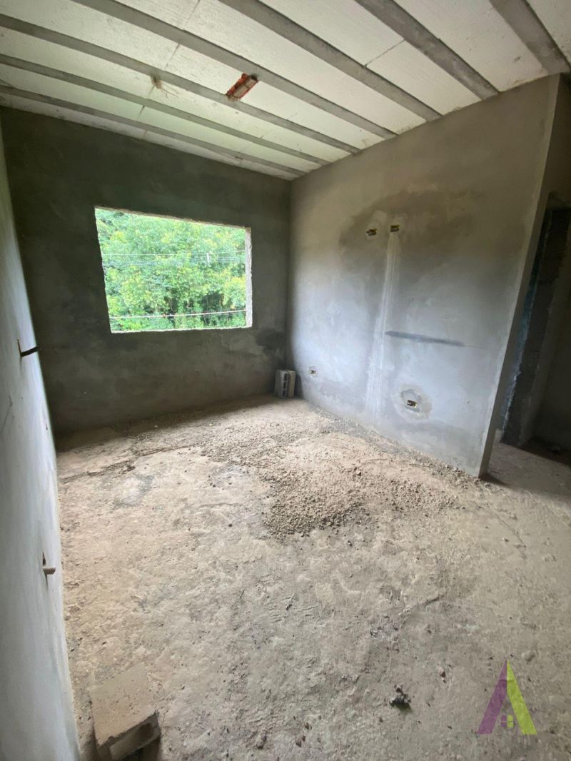 Sobrado em Fase de Acabamento em São Roque! 