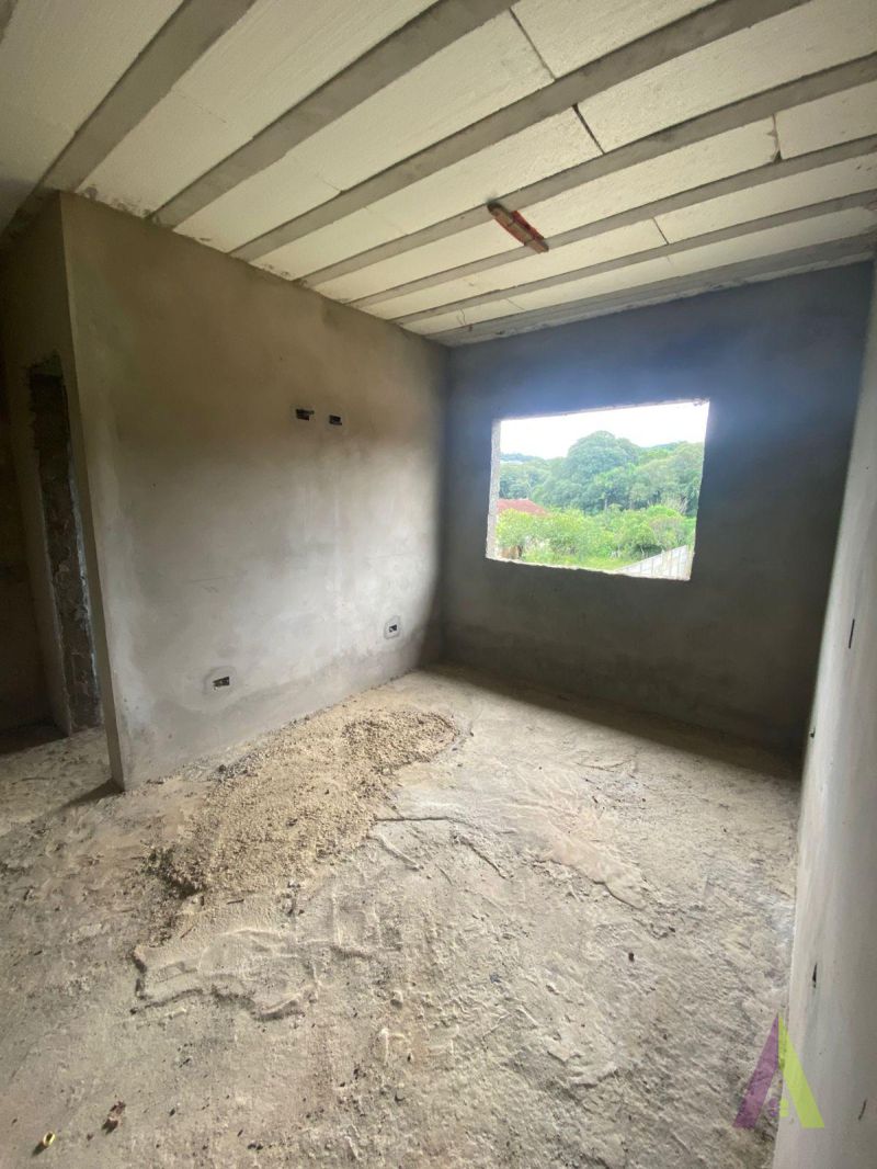 Sobrado em Fase de Acabamento em São Roque! 