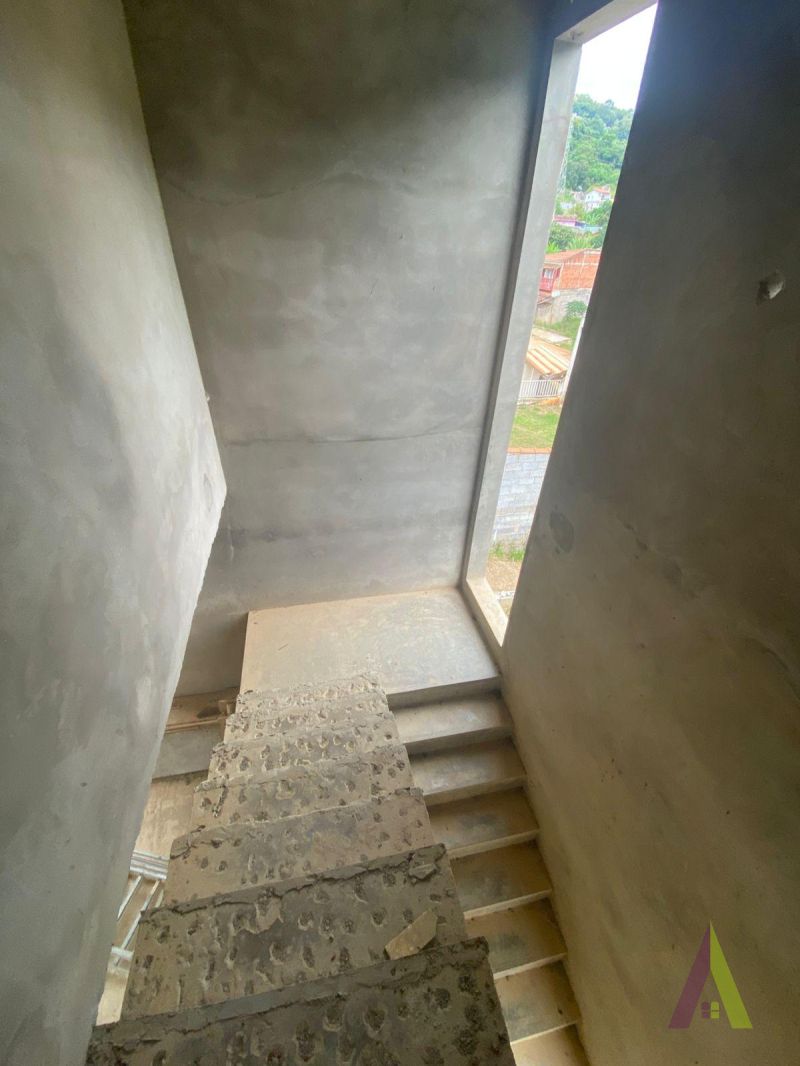 Sobrado em Fase de Acabamento em São Roque! 