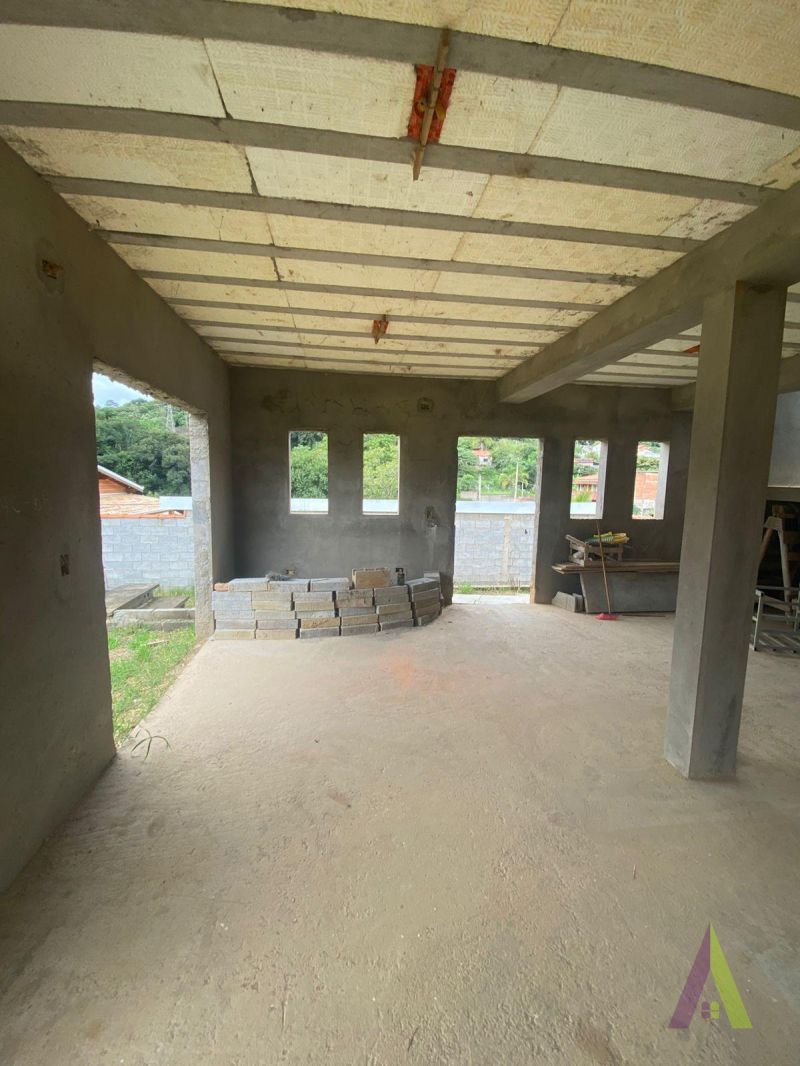 Sobrado em Fase de Acabamento em São Roque! 