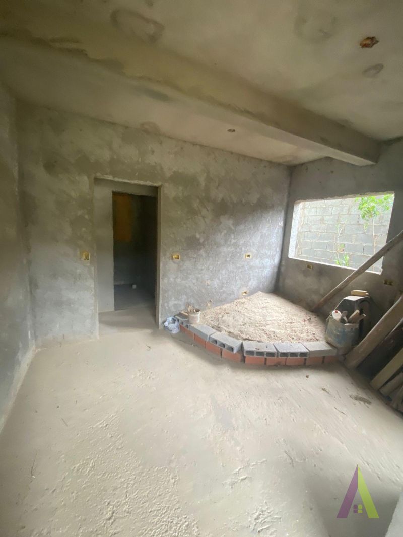 Sobrado em Fase de Acabamento em São Roque! 