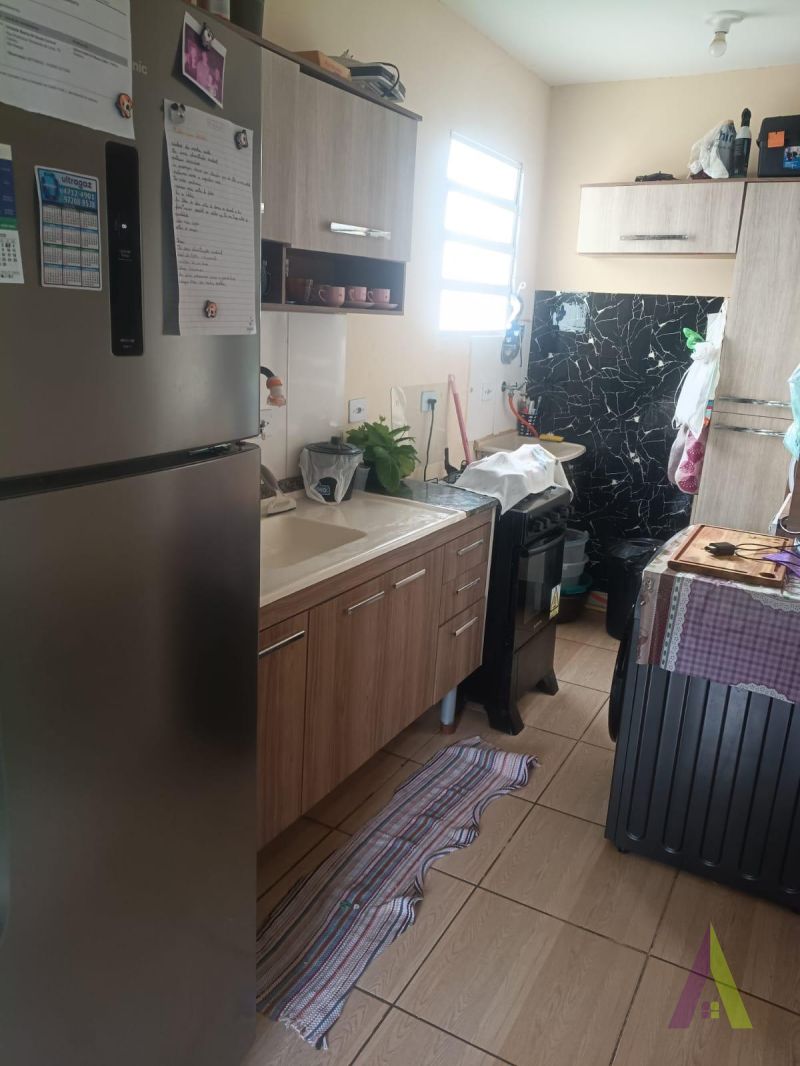 Apartamento em Condomínio em Marinque! 