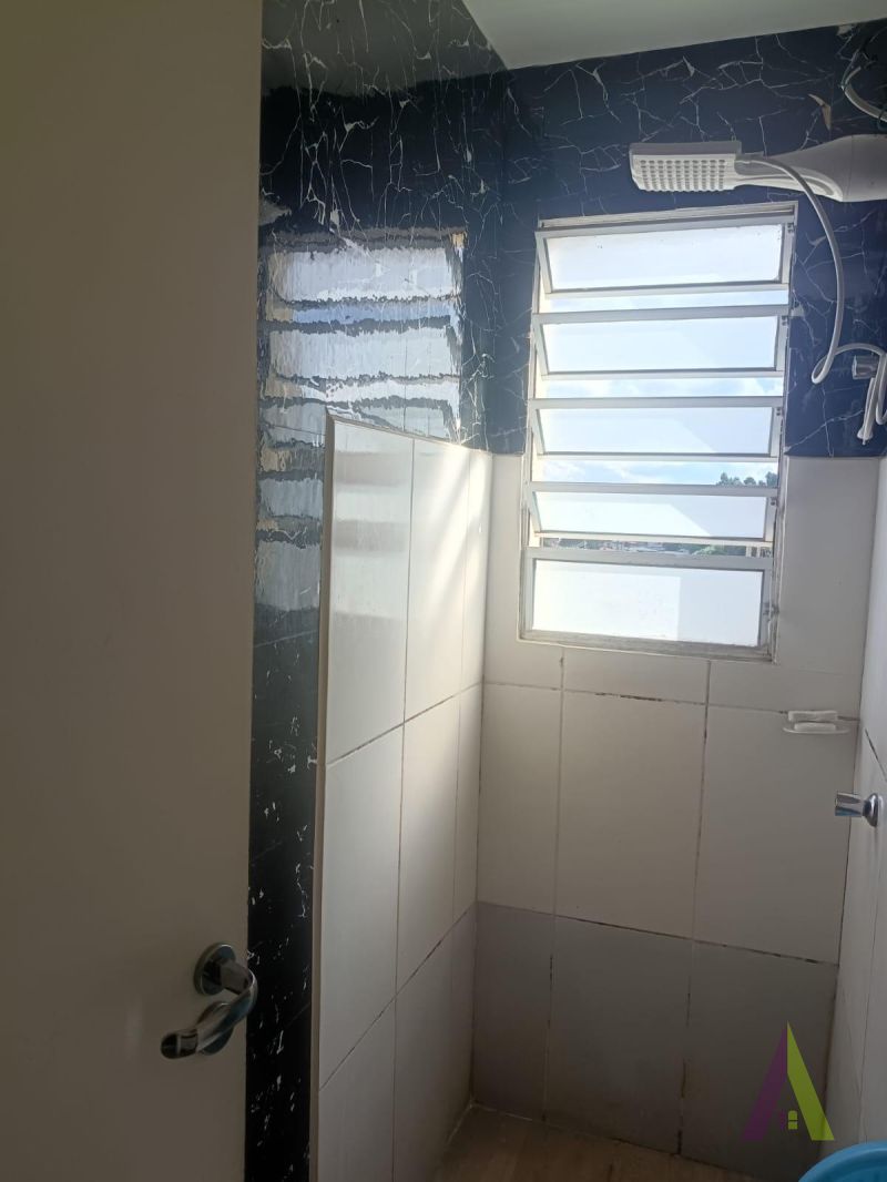 Apartamento em Condomínio em Marinque! 