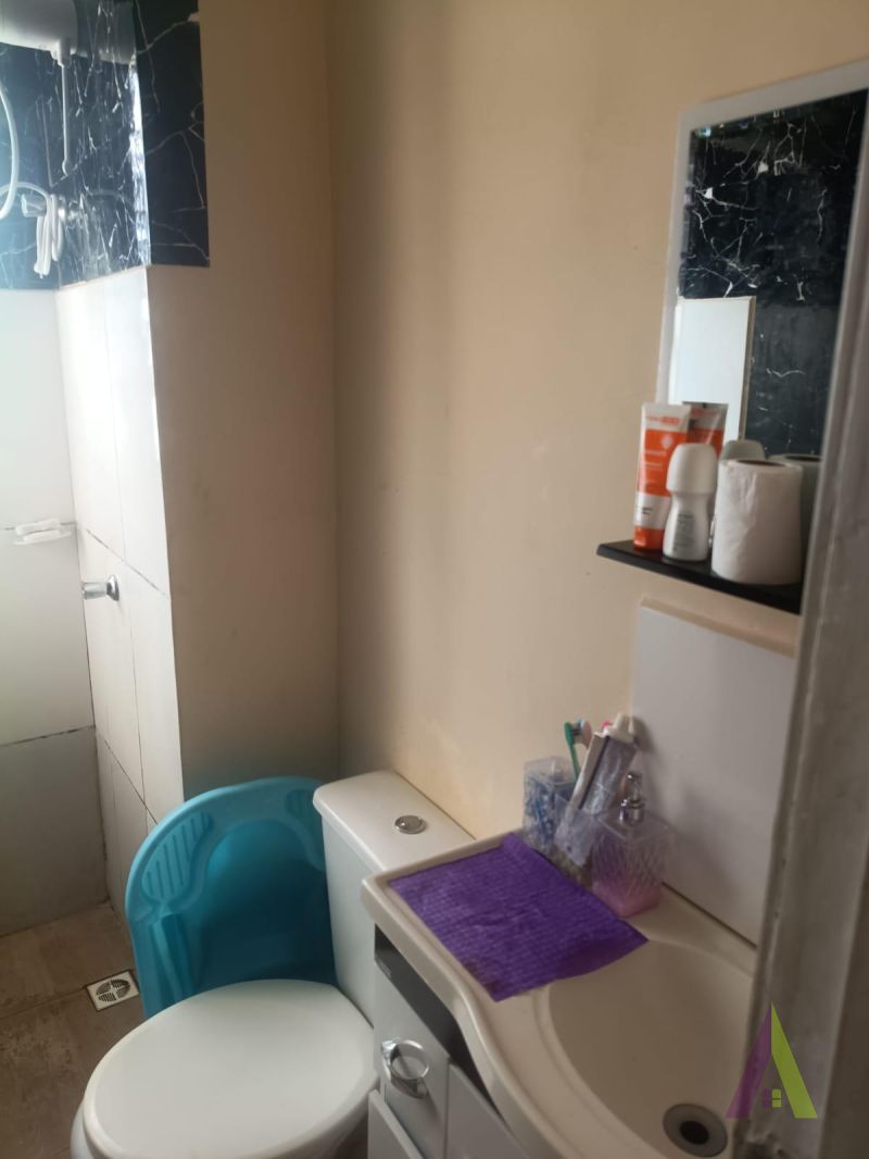 Apartamento em Condomínio em Marinque! 