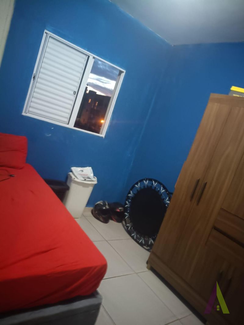 Apartamento em Condomínio em Marinque! 