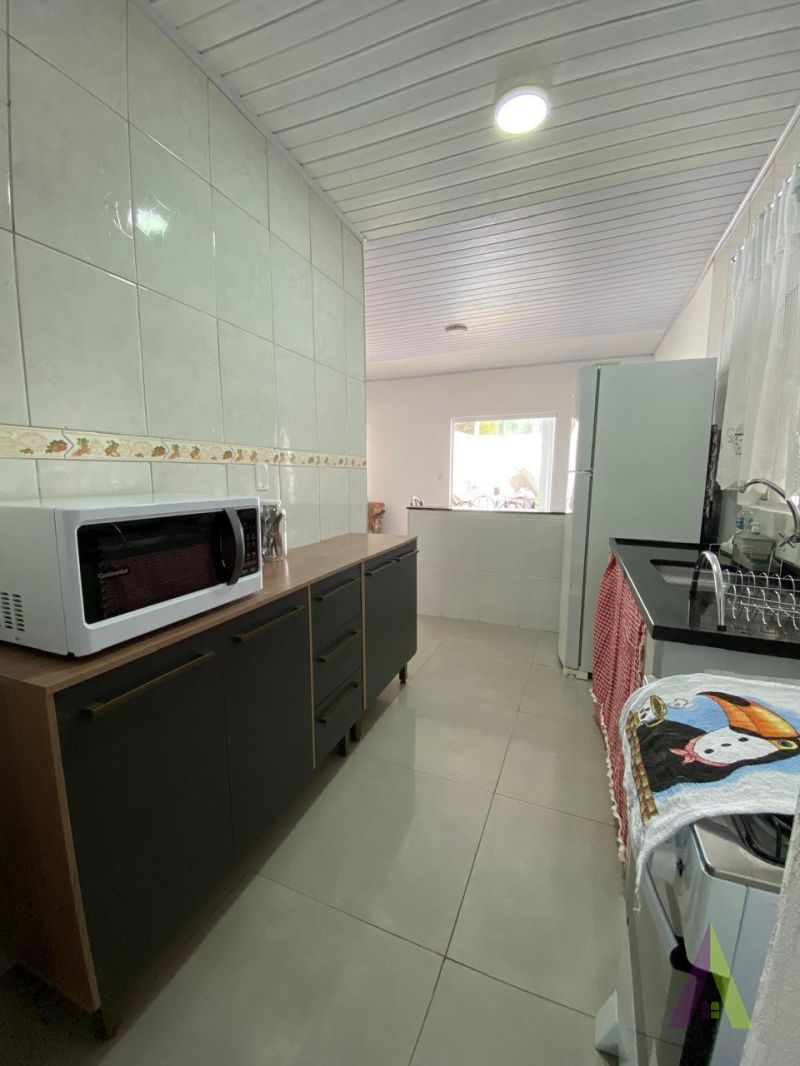 Casa Térrea em Bairro Próximo ao Centro de São Roque!