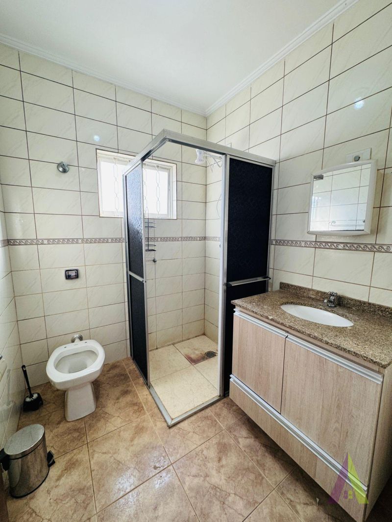 Sobrado em Bairro Tradicional de São Roque!