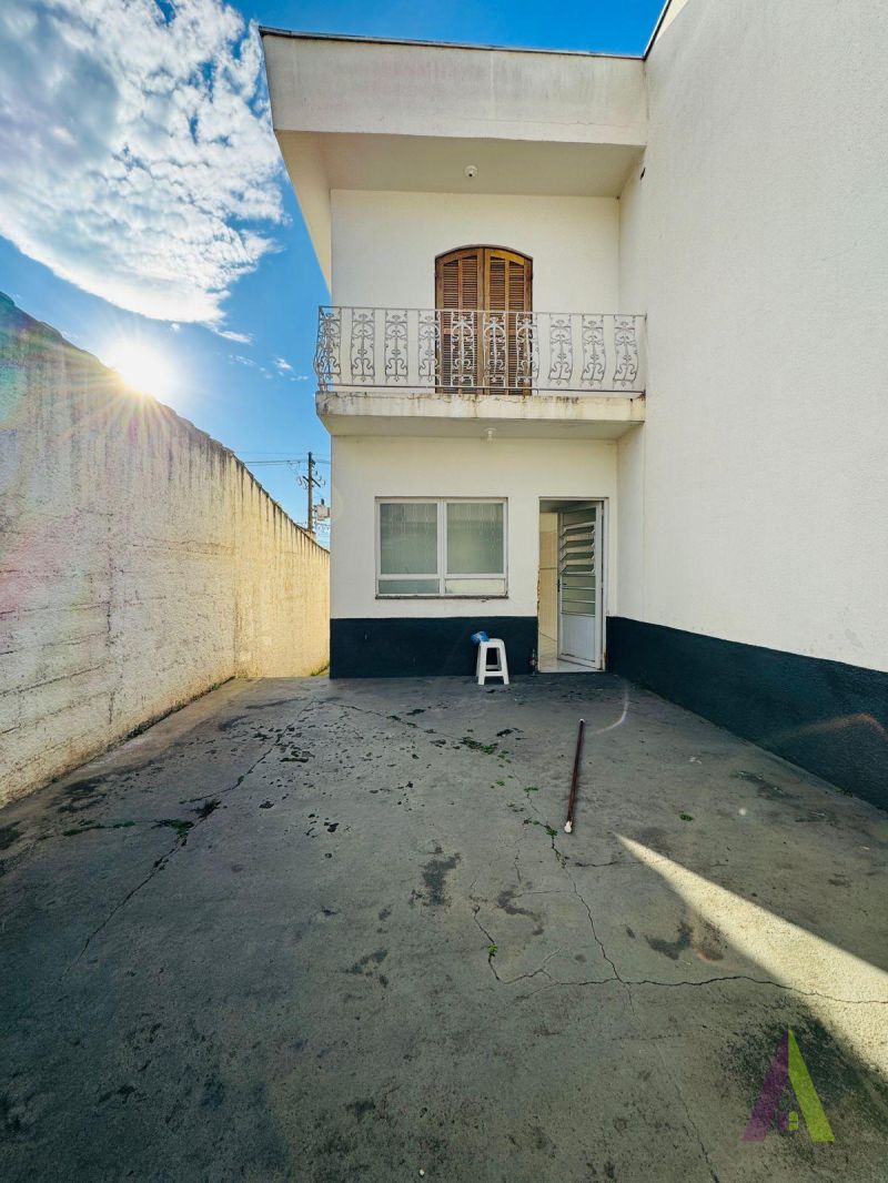 Sobrado em Bairro Tradicional de São Roque!