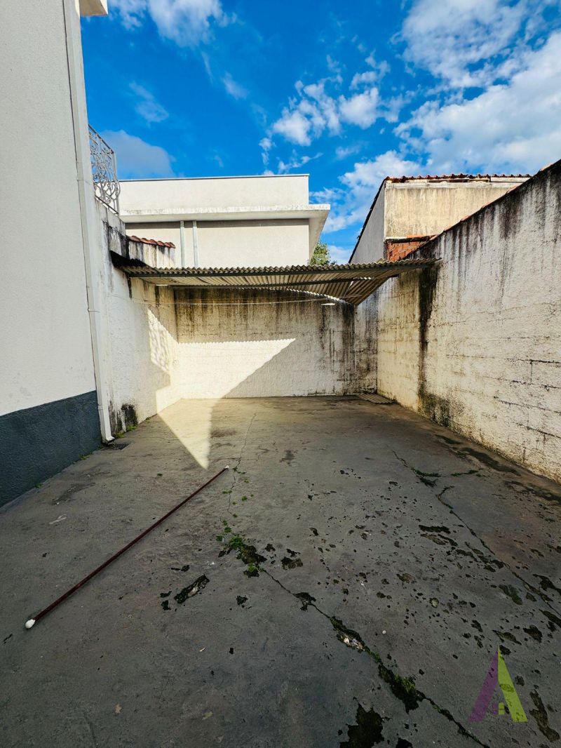 Sobrado em Bairro Tradicional de São Roque!