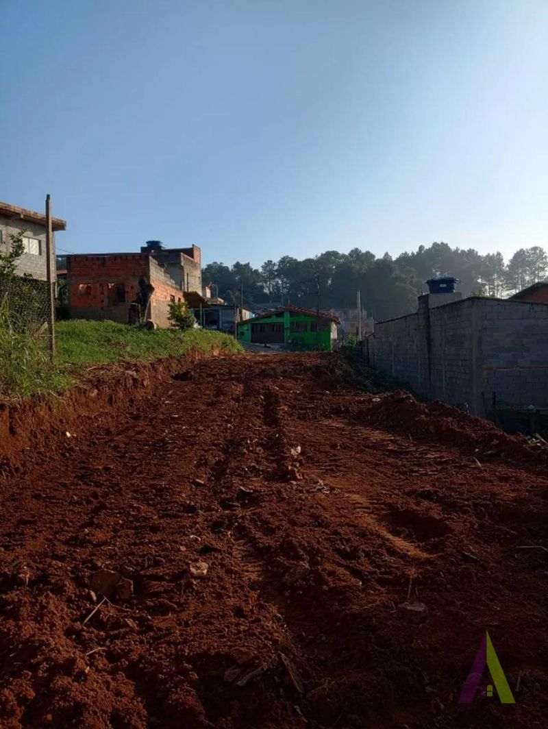 Terreno Plano no Centro São João Novo!