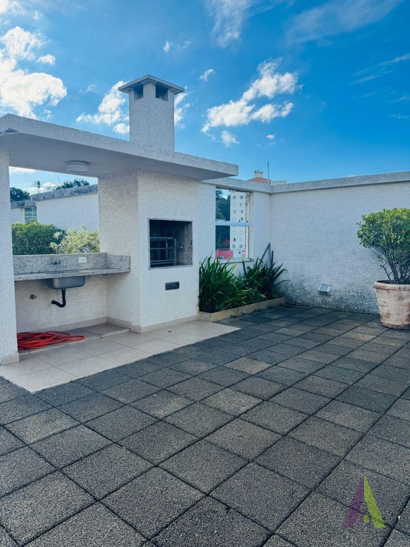 Apartamento com Acabamento de Primeira no Centro de São Roque!