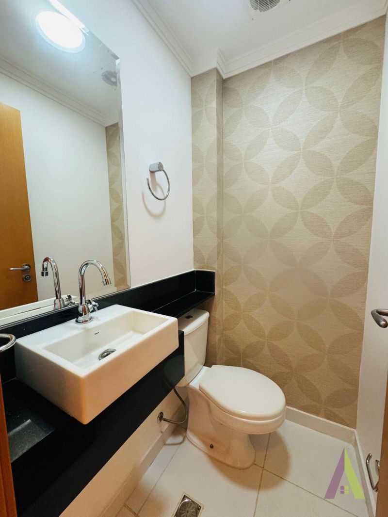 Apartamento com Acabamento de Primeira no Centro de São Roque!