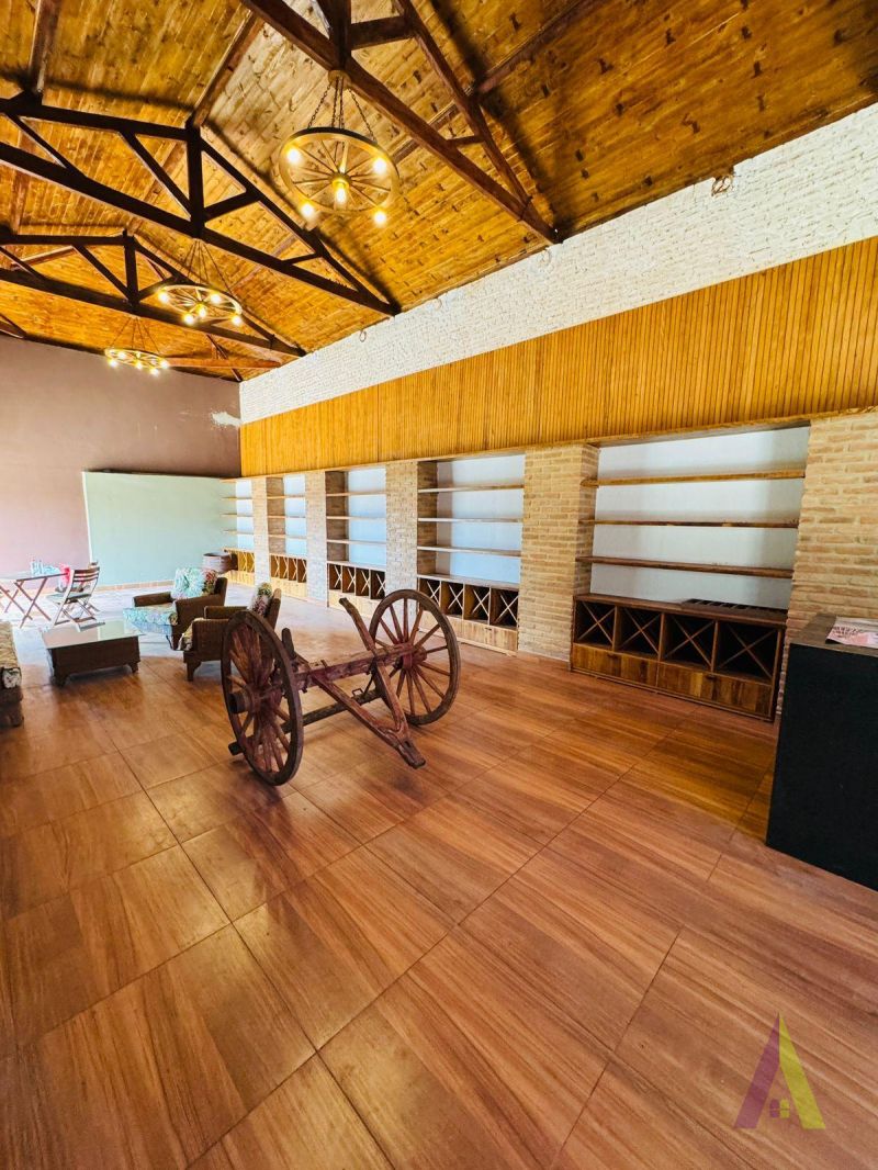 Espaço Comercial Para Vinícola No Roteiro Do Vinho em São Roque!