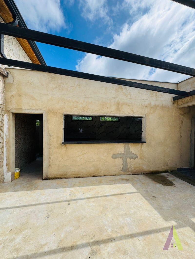 Espaço Comercial Para Vinícola No Roteiro Do Vinho em São Roque!