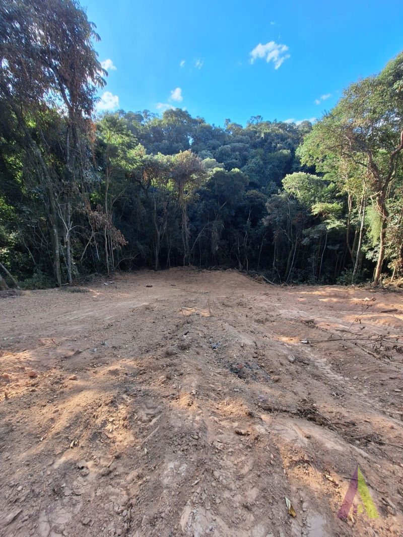 Terreno no Condomínio Porta do Sol em Mairinque! 