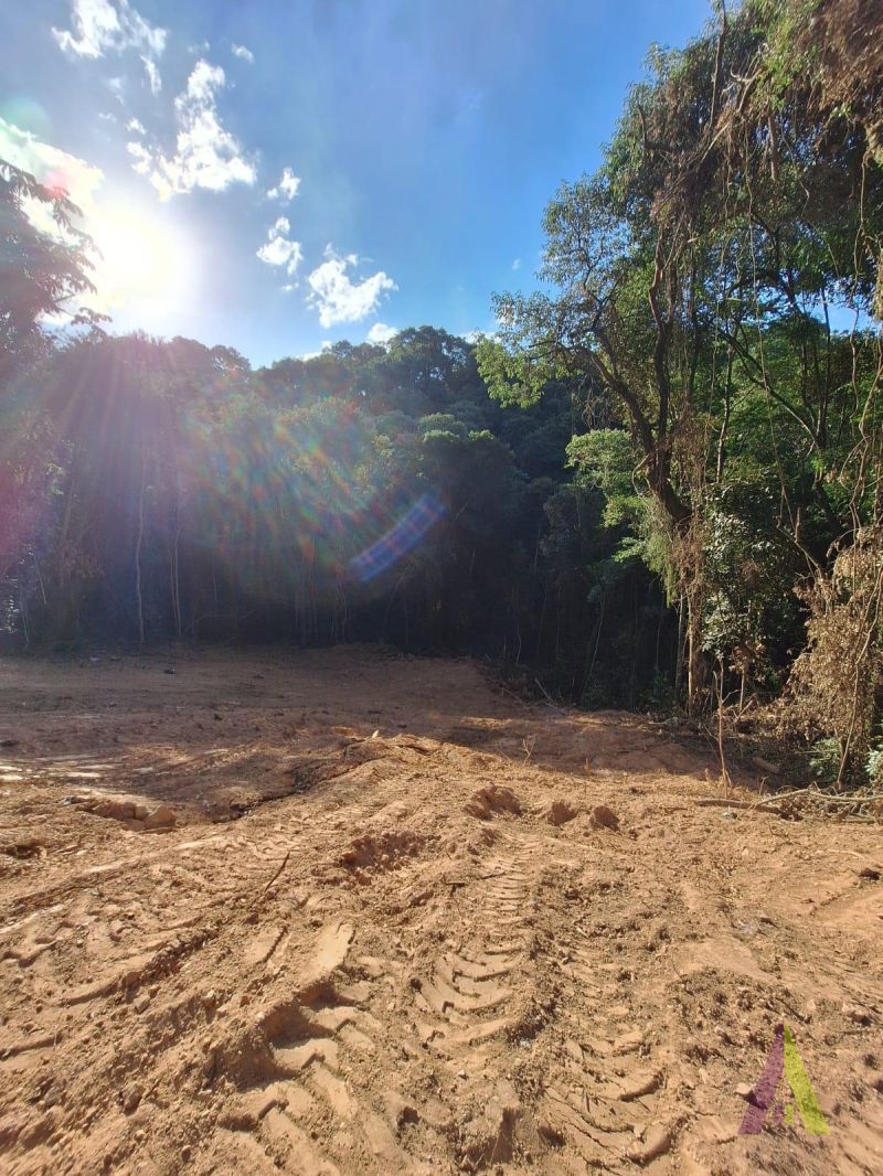 Terreno no Condomínio Porta do Sol em Mairinque! 