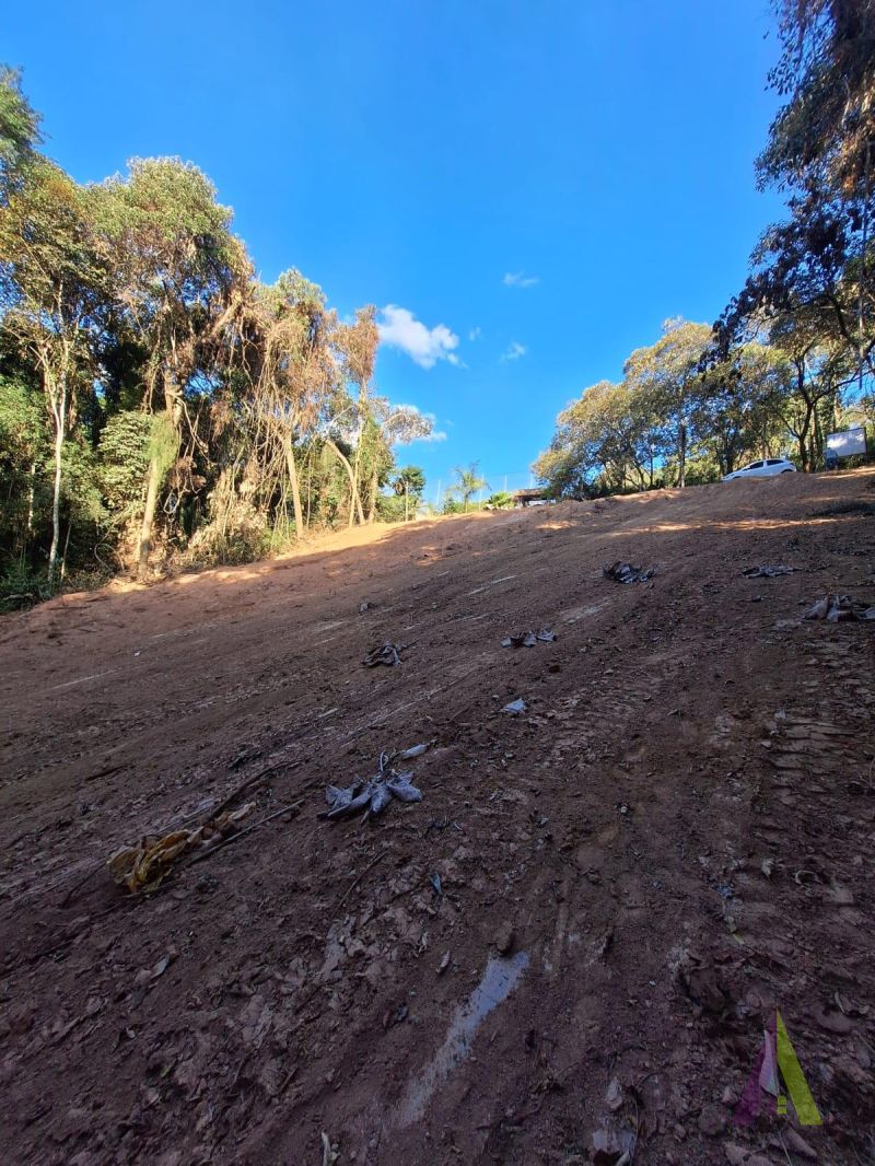 Terreno no Condomínio Porta do Sol em Mairinque! 