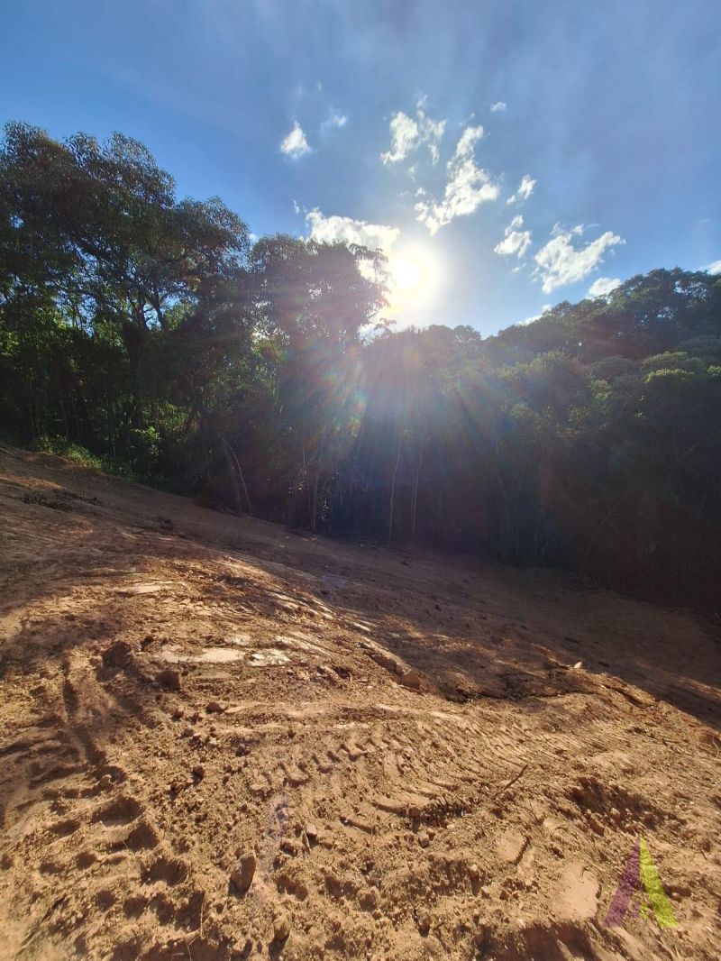 Terreno no Condomínio Porta do Sol em Mairinque! 