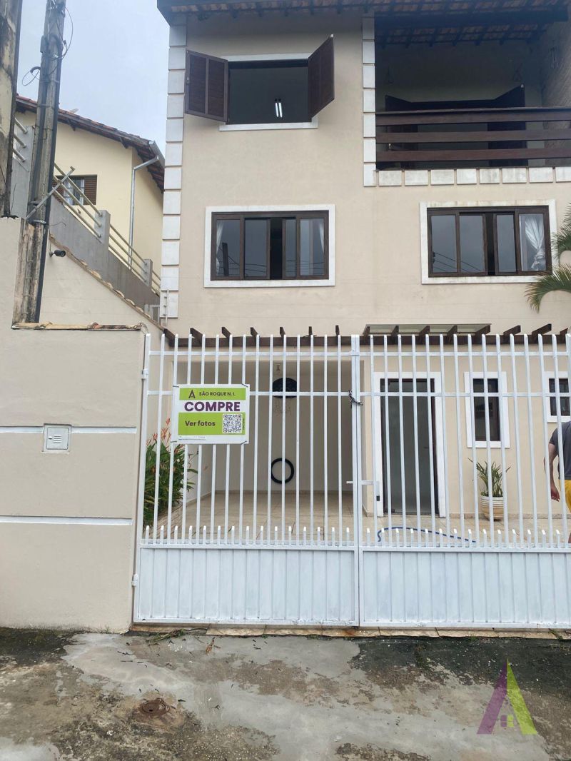 Sobrado de Alto Padrão com Vista Fantástica para a Cidade de São Roque! 