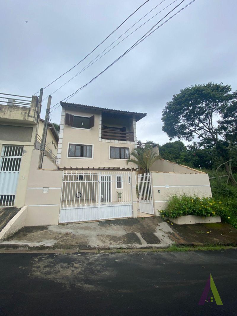 Sobrado de Alto Padrão com Vista Fantástica para a Cidade de São Roque! 