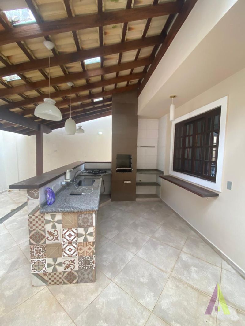 Sobrado de Alto Padrão com Vista Fantástica para a Cidade de São Roque! 