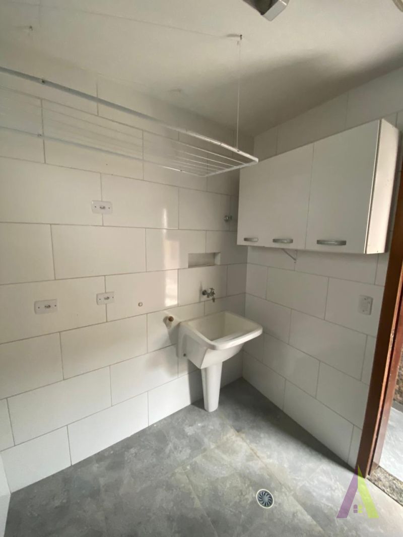 Sobrado de Alto Padrão com Vista Fantástica para a Cidade de São Roque! 