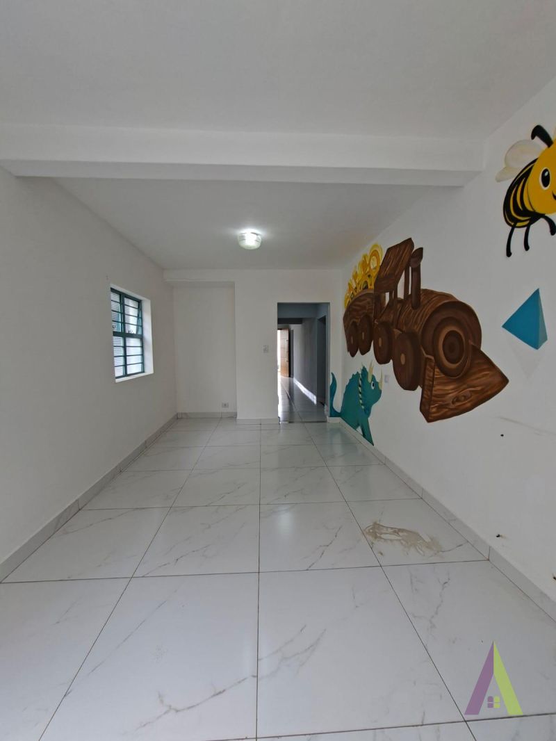 Sobrado Comercial no Centro de São Roque!