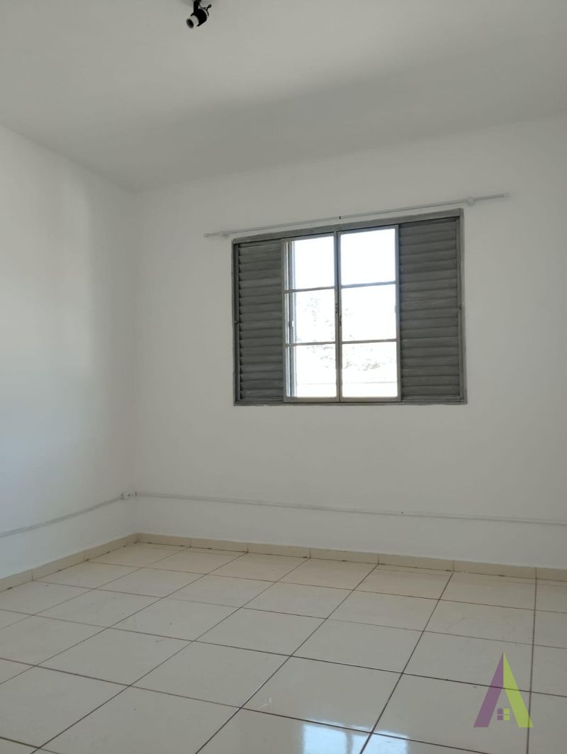 Sobrado no Centro de São Roque!