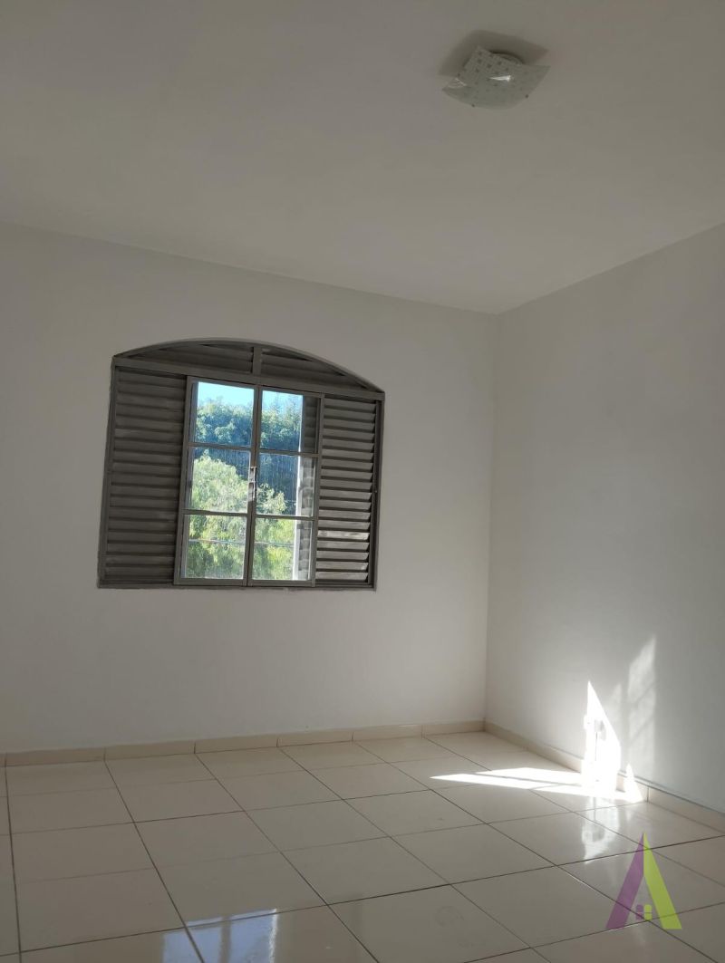 Sobrado no Centro de São Roque!