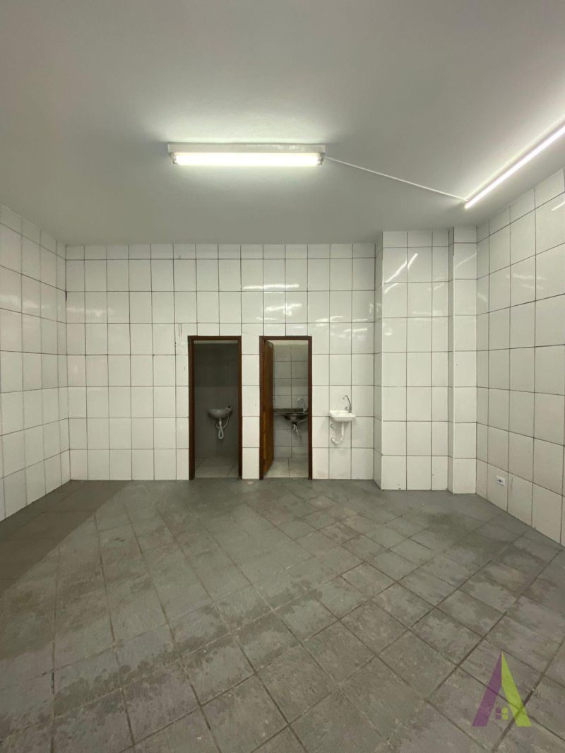 Ponto Comercial no Centro de São Roque!