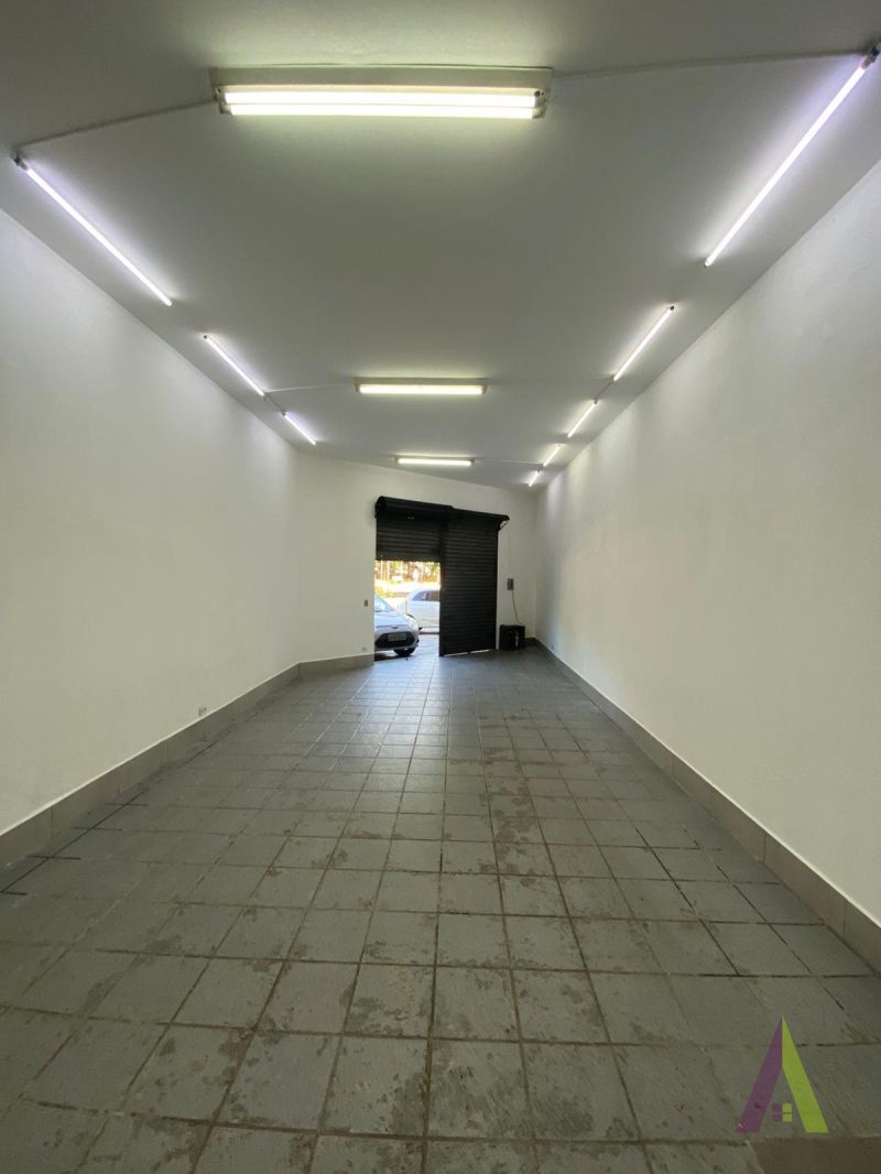 Ponto Comercial no Centro de São Roque!