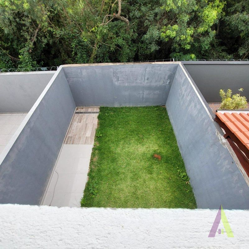 Sobrado Novo em Condomínio Fechado de São Roque! 