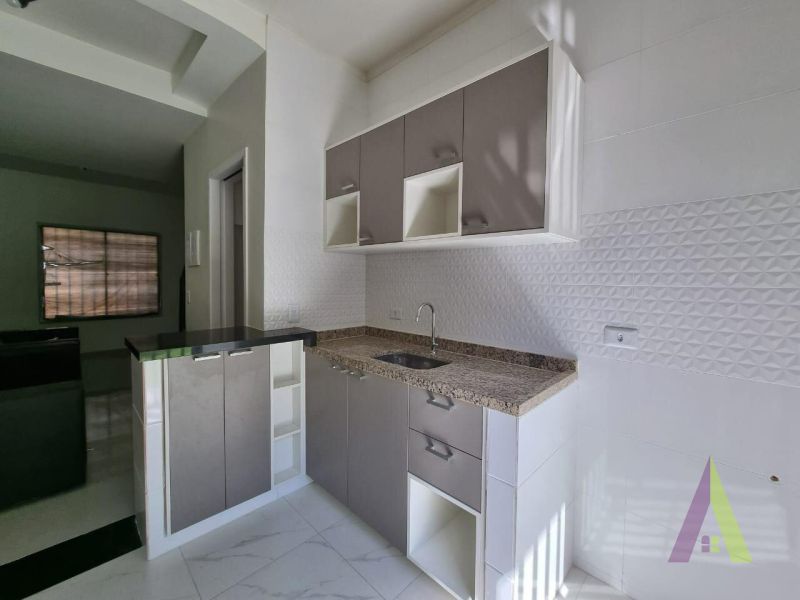 Sobrado Novo em Condomínio Fechado de São Roque! 