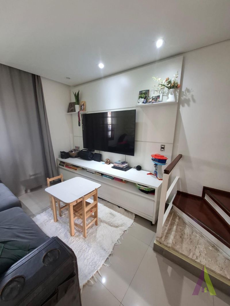 Sobrado em Condomínio Fechado em Cotia!