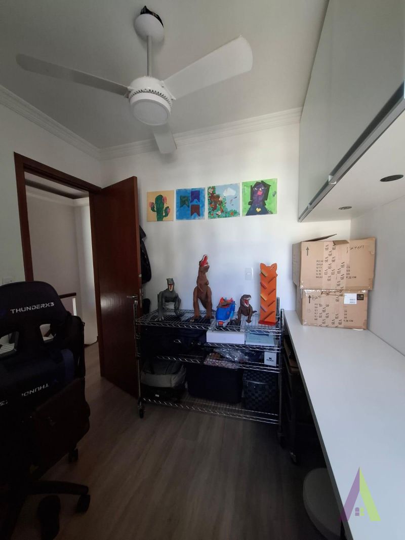 Sobrado em Condomínio Fechado em Cotia!