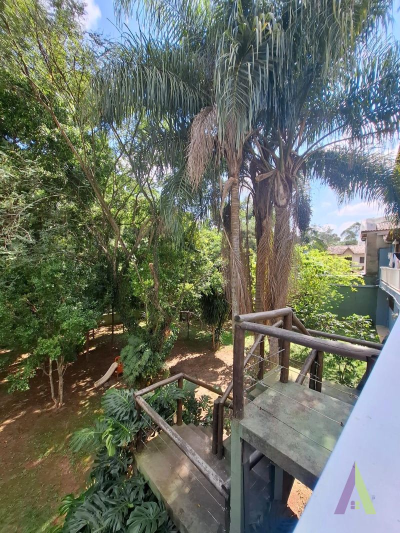 Sobrado em Condomínio Fechado em Cotia!