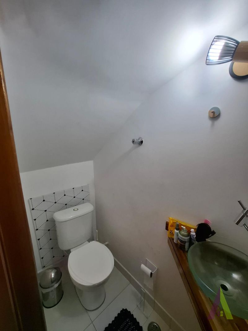 Sobrado em Condomínio Fechado em Cotia!