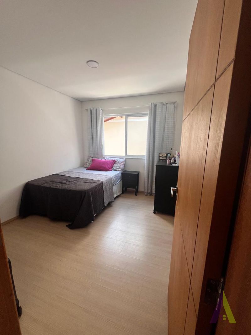 Sobrado Alto Padrão em São Roque!