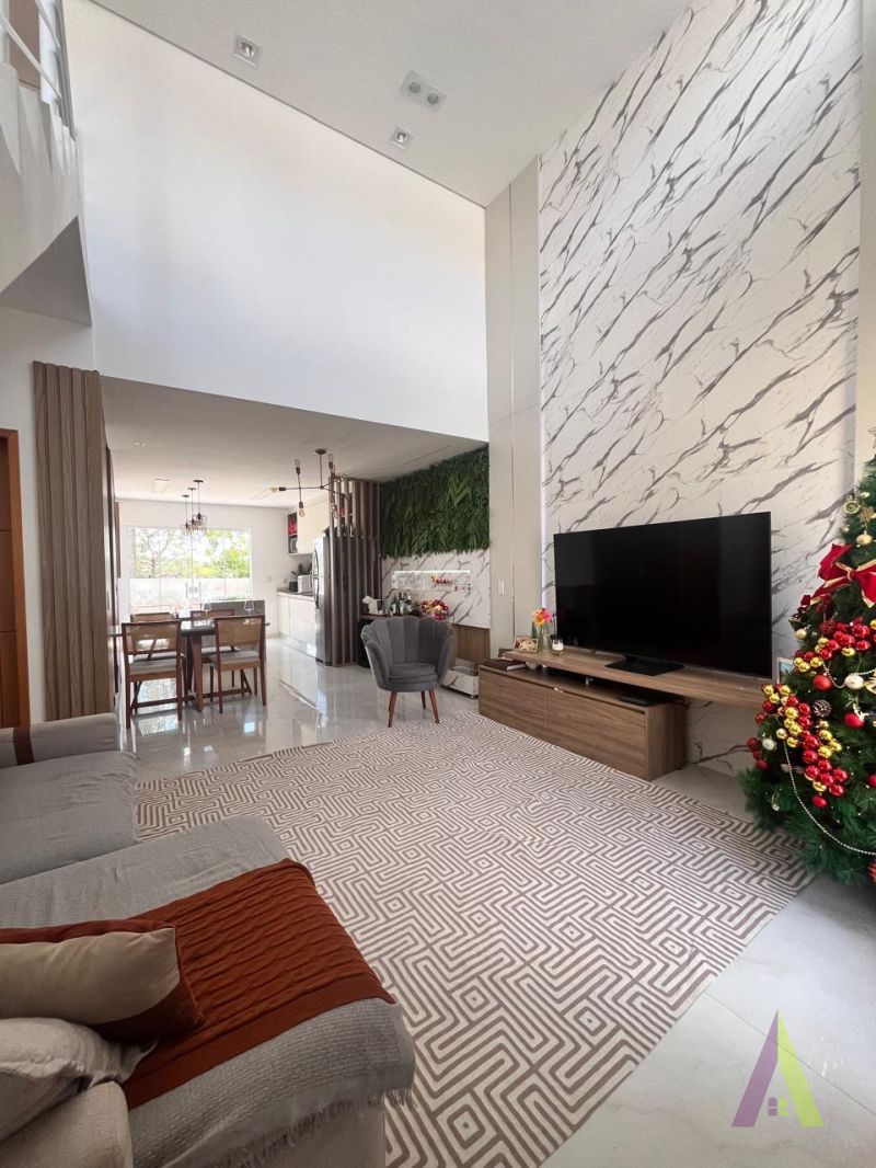 Sobrado Alto Padrão em São Roque!