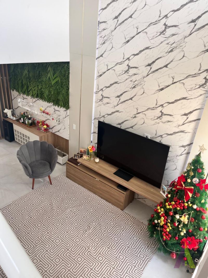 Sobrado Alto Padrão em São Roque!