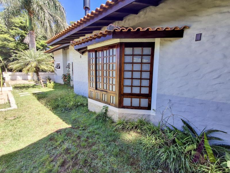 Casa de Alto Padrão em Condomínio com Lago em São Roque!