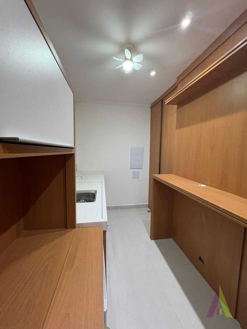 Kitnet Semi Mobiliada no Centro de São Roque! 