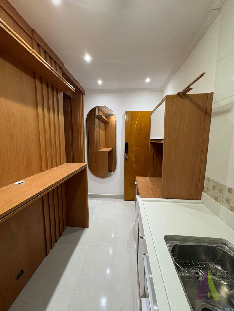 Kitnet Semi Mobiliada no Centro de São Roque! 