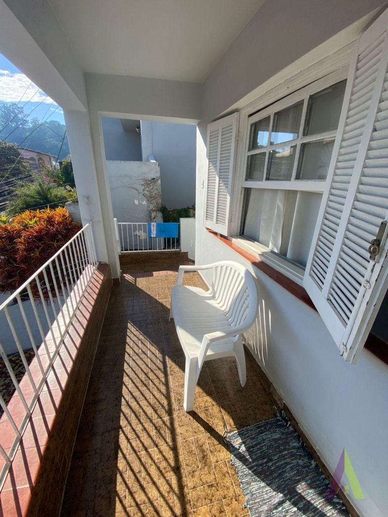 Sobrado Próximo ao Centro de São Roque!