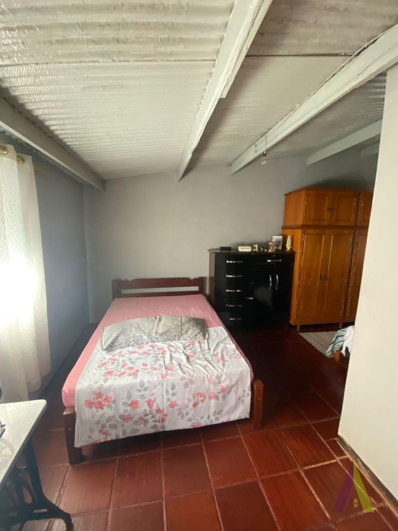 Sobrado Próximo ao Centro de São Roque!