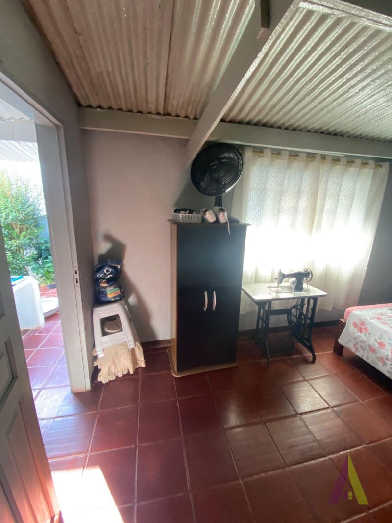 Sobrado Próximo ao Centro de São Roque!