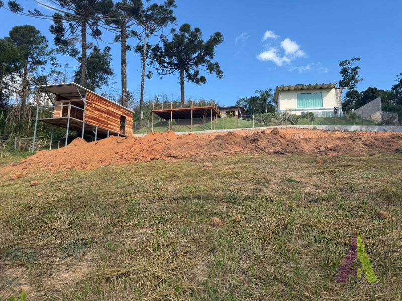 Invista no Roteiro do Vinho e Gere Renda com Chalés!