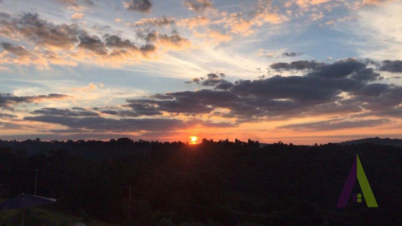 Invista no Roteiro do Vinho e Gere Renda com Chalés!